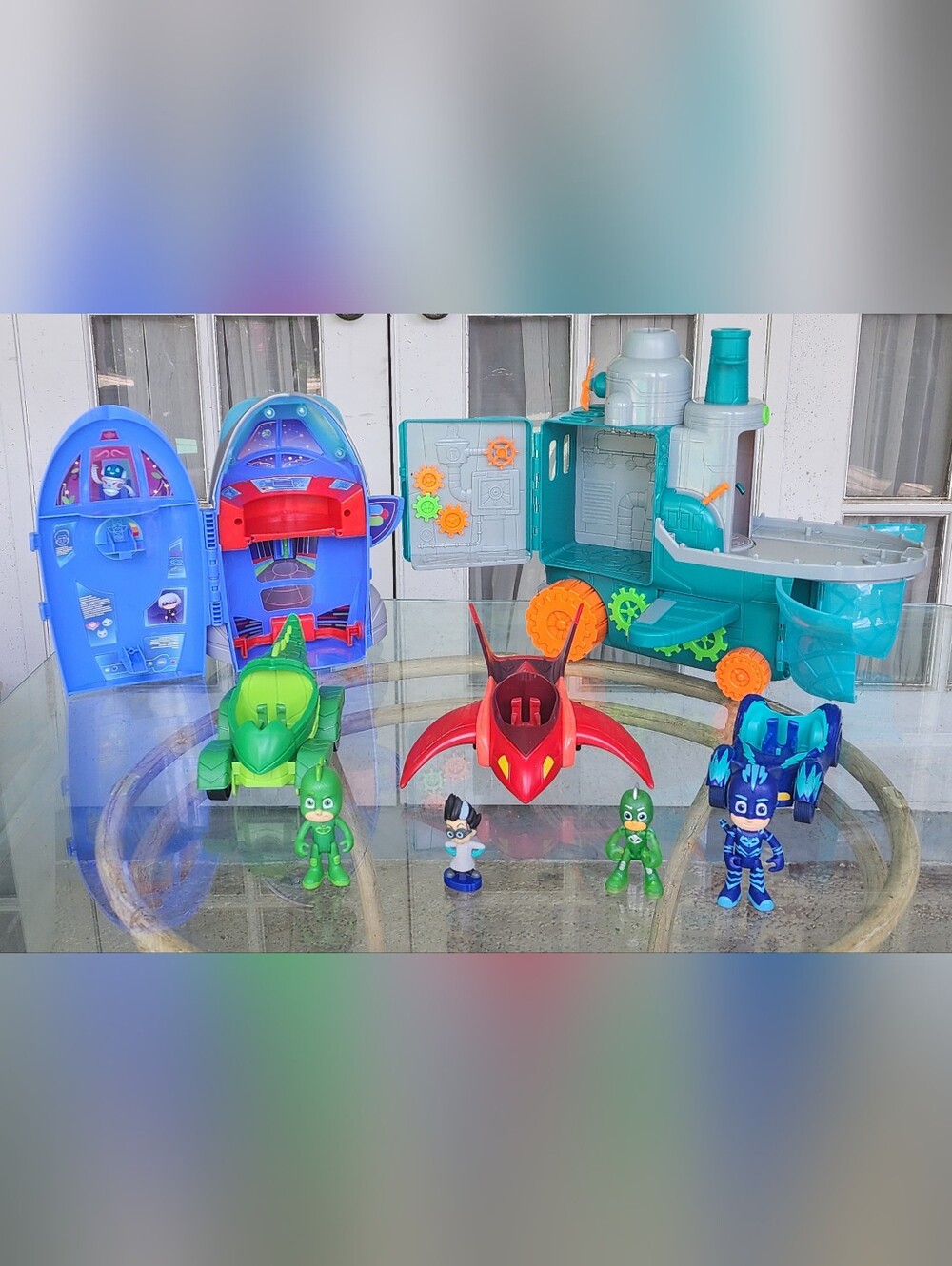 PJ Masks Toy Lot, Romeo's Flying Factory Playset, 2 In 1 HQ Playset, 4 Figurines